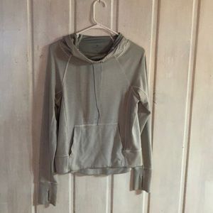 Athleta pullover hoodie. EUC